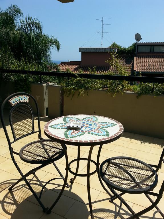 Bed and Breakfast Porto Ulisse à Catane Extérieur photo